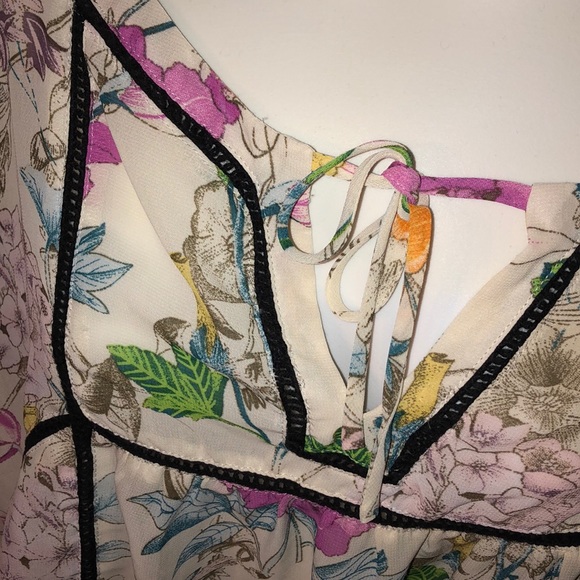 H&M flowy top - Picture 3 of 6